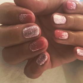 gel nails 